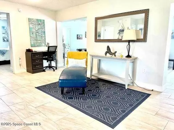 Satellite Beach, FL 32937,228 NE 1st CT