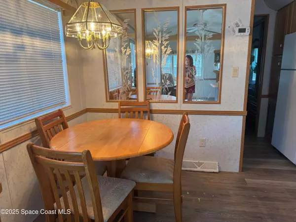 Cocoa, FL 32926,661 Snowbird AVE NW #200