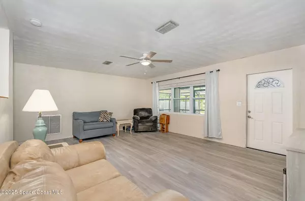 Cocoa, FL 32922,907 Westview DR