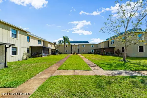 Titusville, FL 32796,4304 London Town RD #C220