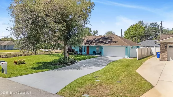 Edgewater, FL 32132,1732 Sabal Palm DR