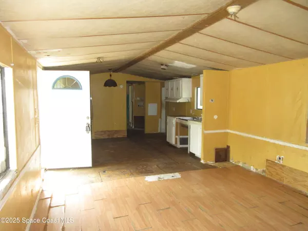 Ormond Beach, FL 32174,1132 Avenue F