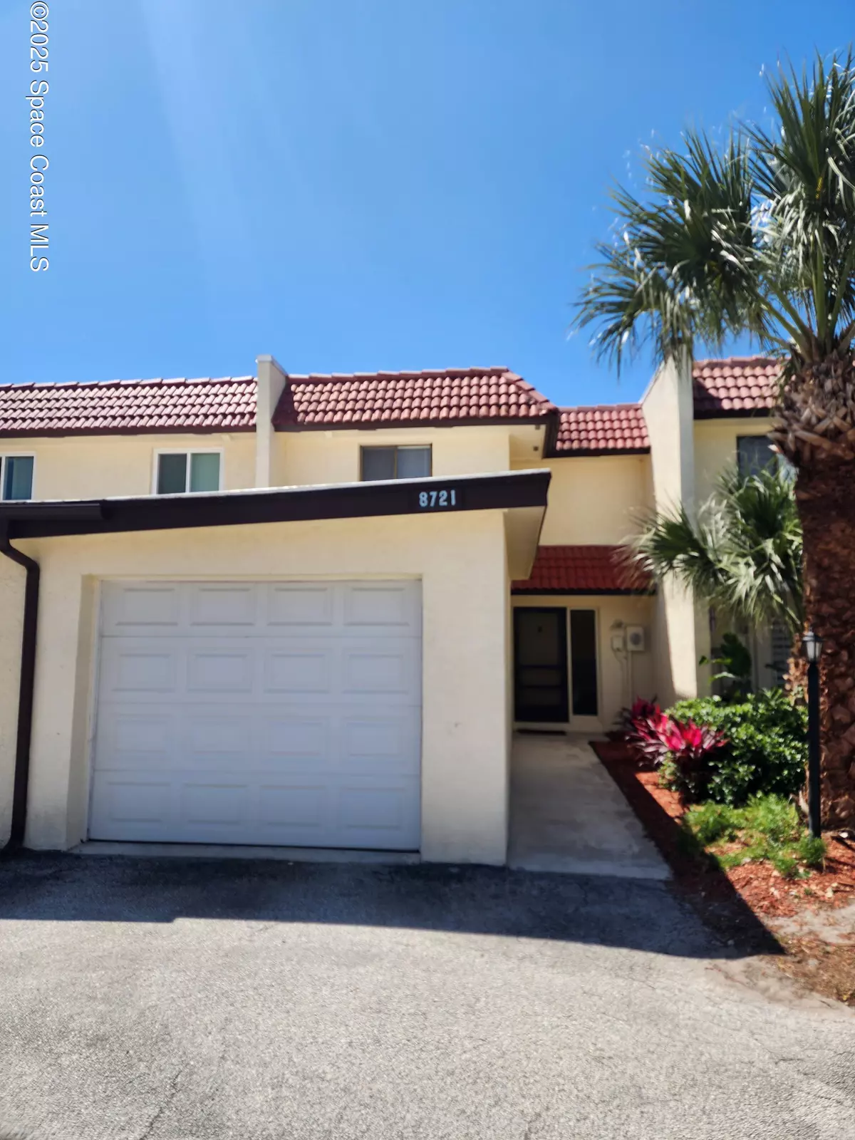 Cape Canaveral, FL 32920,8721 Lantana CT
