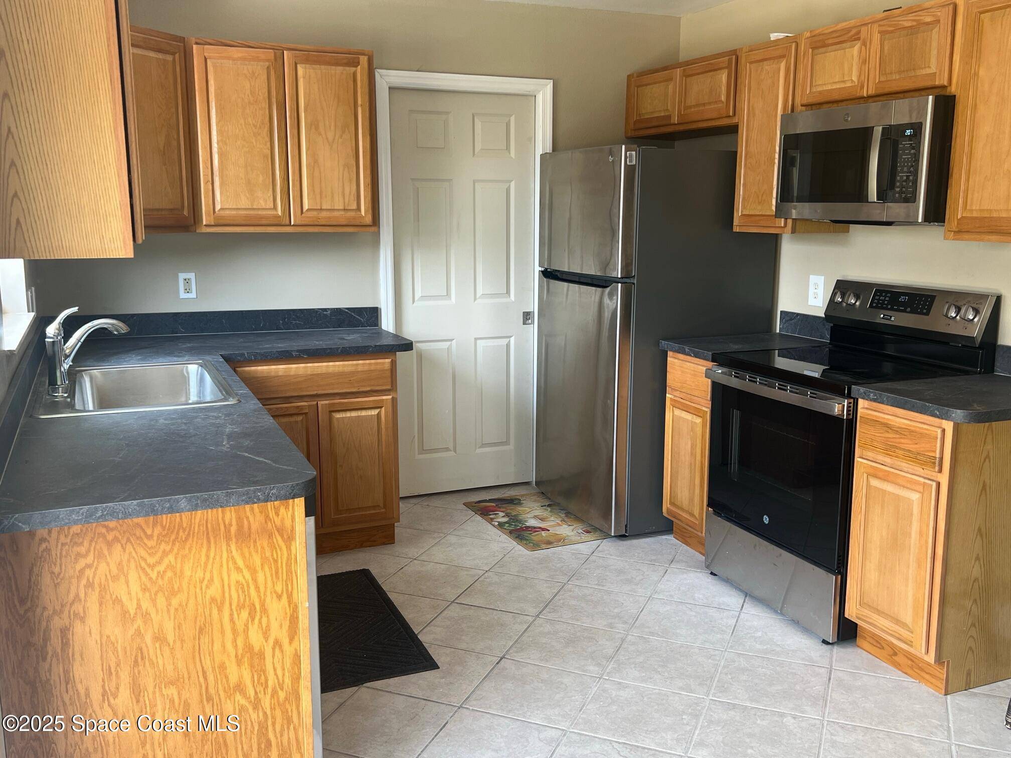 Melbourne, FL 32935,562 Cherokee AVE