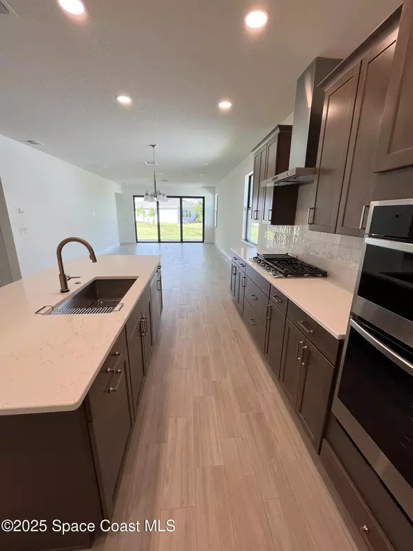 Melbourne, FL 32940,8560 Langila DR