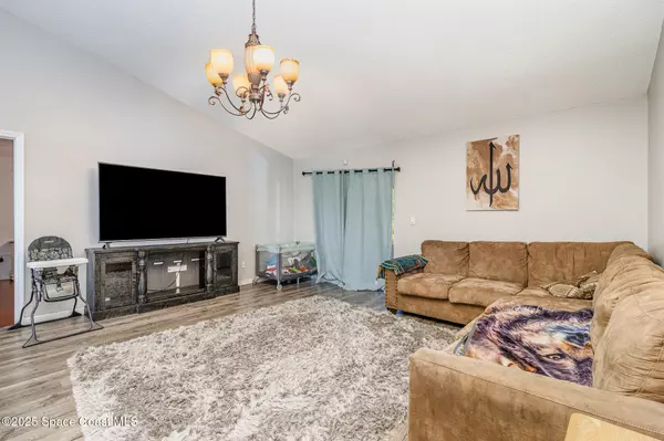 Palm Bay, FL 32907,1043 Fairplay AVE NW