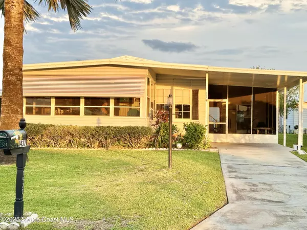 1437 Barefoot CIR, Barefoot Bay, FL 32976