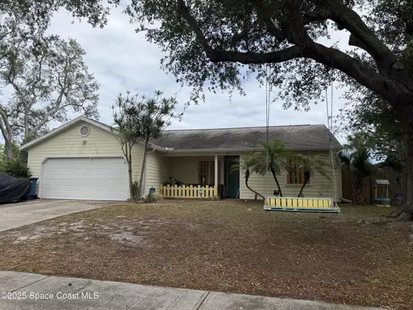 933 Cadillac DR NE,  Palm Bay,  FL 32905