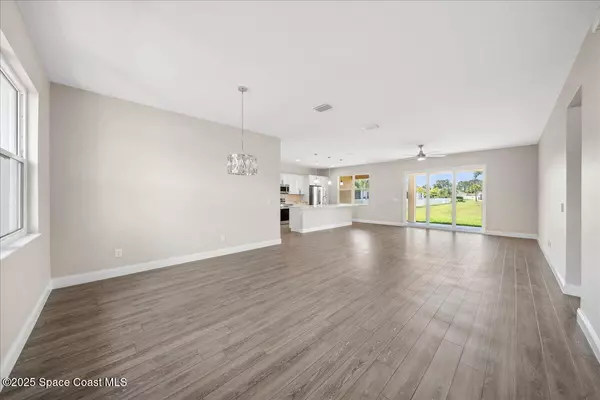 Palm Bay, FL 32908,1035 Captiva Island CIR SW