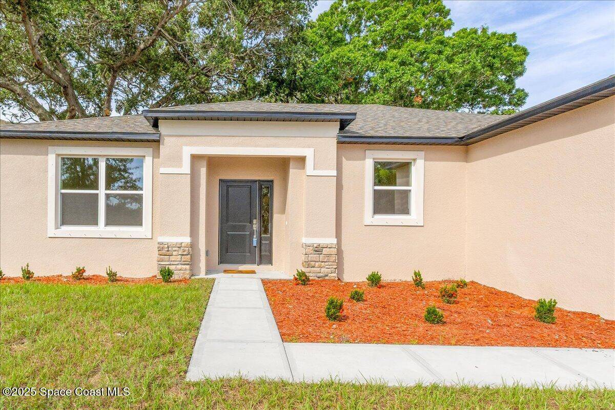 Palm Bay, FL 32905,958 Chace LN NE