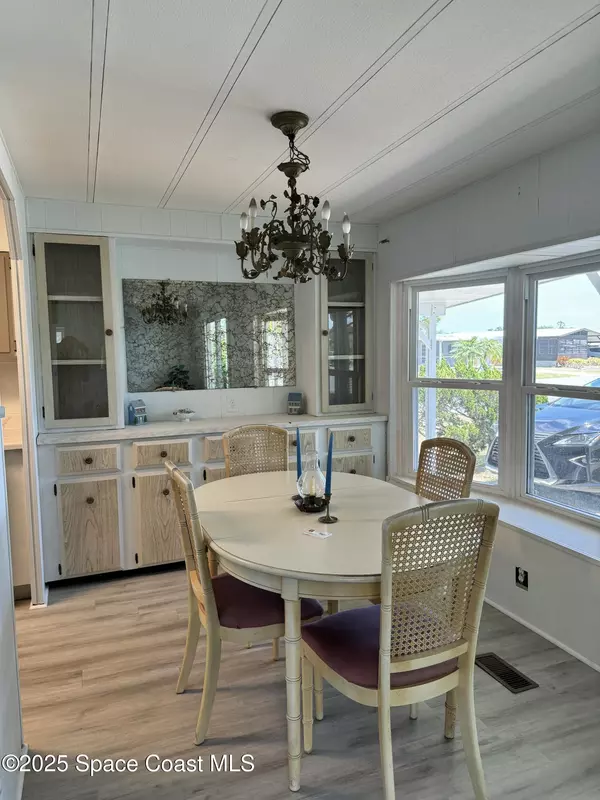 Micco, FL 32976,939 Laurel CIR