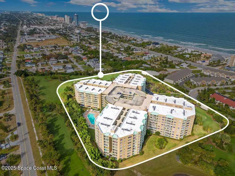 Daytona Beach Shores, FL 32118,4 Oceans West BLVD #301b