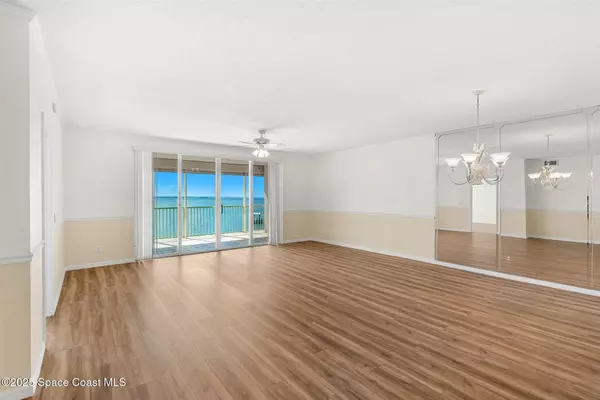 Cocoa, FL 32922,104 Riverside DR #402