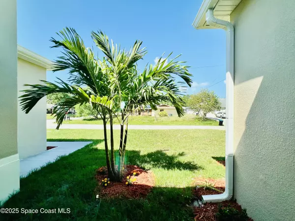 Palm Bay, FL 32907,401 Homestead AVE NE