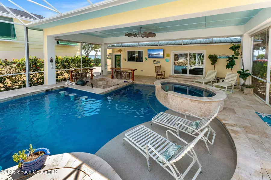 1887 Rockledge DR, Rockledge, FL 32955