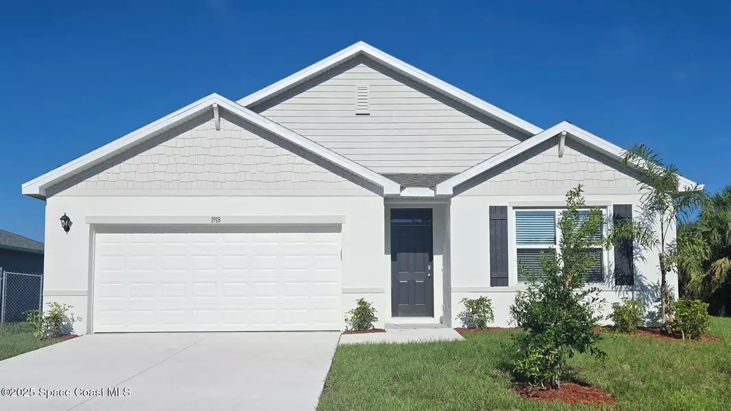 1918 Garbett AVE SW, Palm Bay, FL 32908