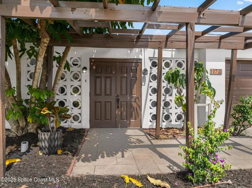 107 Algonquin TER, Indian Harbour Beach, FL 32937