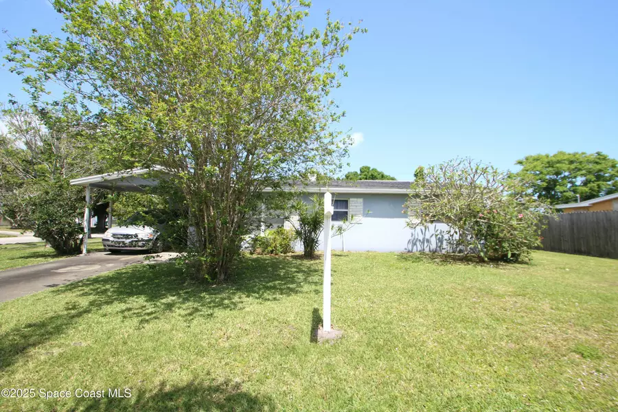 1798 Hudson CIR S, Melbourne, FL 32935
