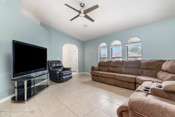 Palm Bay, FL 32907,1318 Camas AVE NW