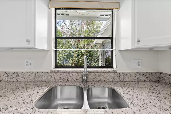 Melbourne, FL 32940,425 Willow Tree DR