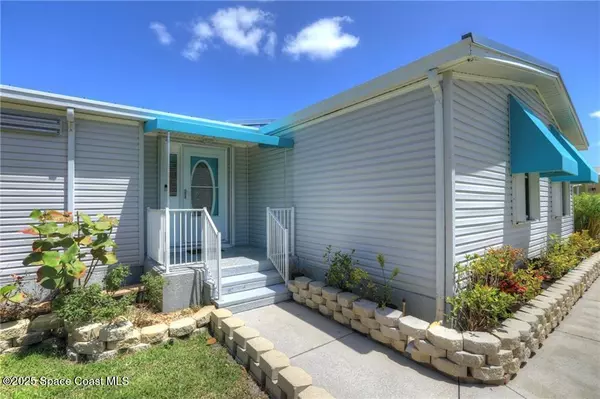 Barefoot Bay, FL 32976,1047 Sebastian RD