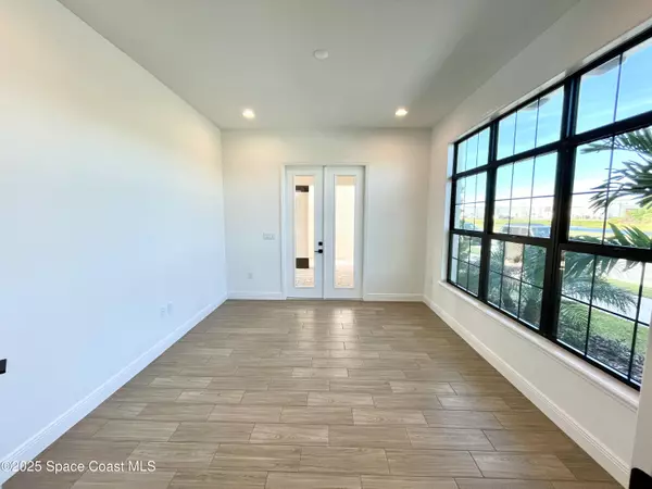 Melbourne, FL 32940,2431 Spur DR