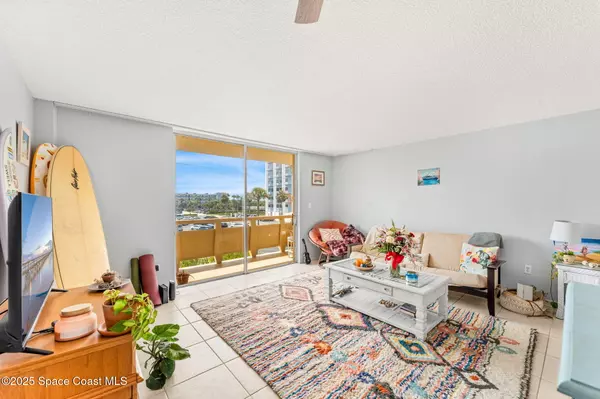 Cocoa Beach, FL 32931,2020 N Atlantic AVE #S- 305