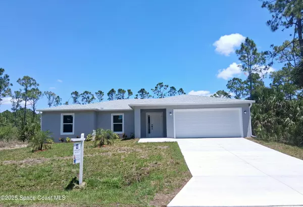 411 La Coco ST SW, Palm Bay, FL 32908