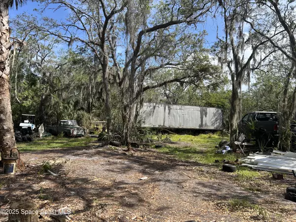 Oak Hill, FL 32759,565 Old Dixie LN