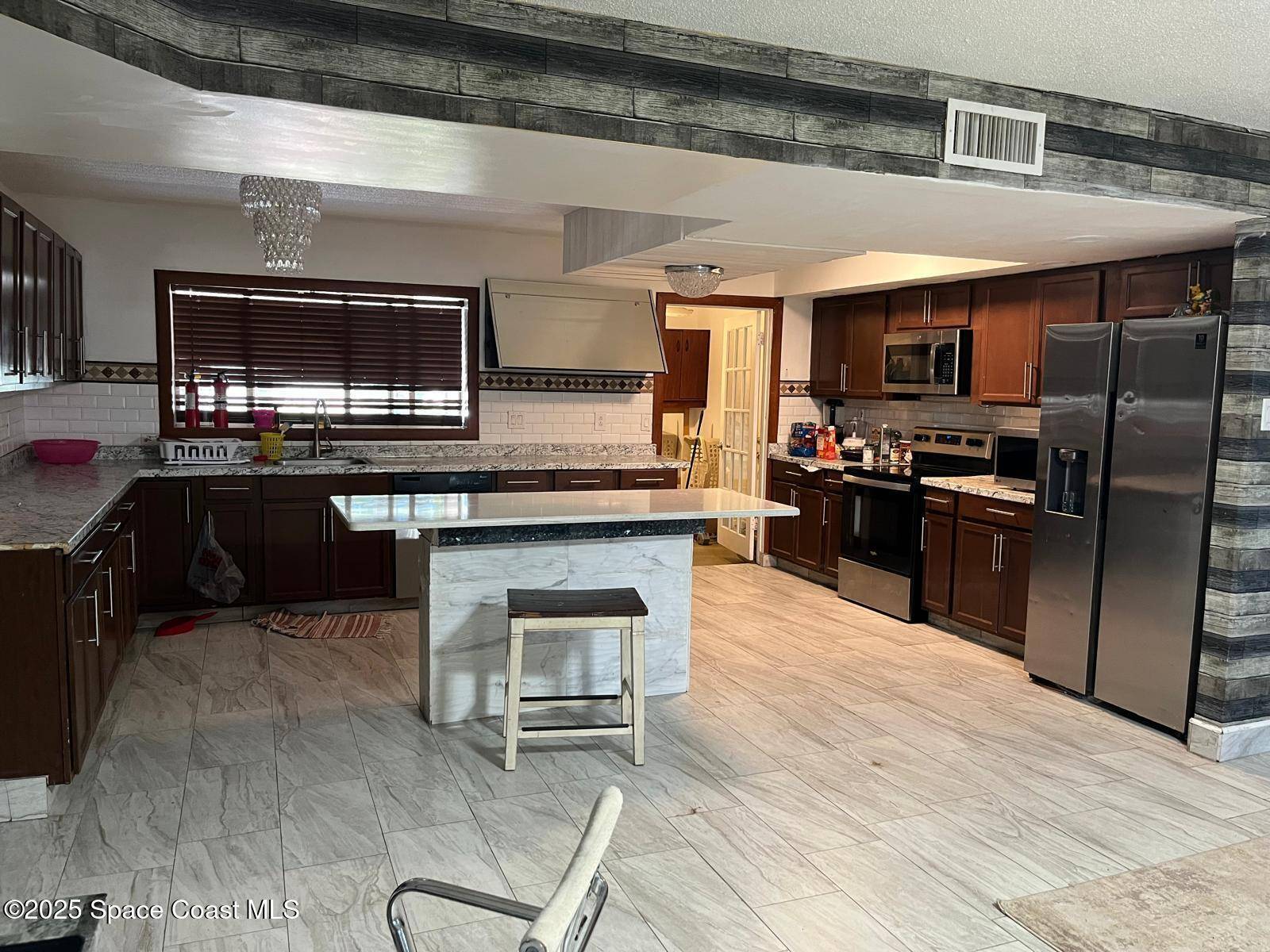 Palm Bay, FL 32905,797 James CIR