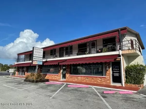 3555 S Hopkins AVE #B, Titusville, FL 32780