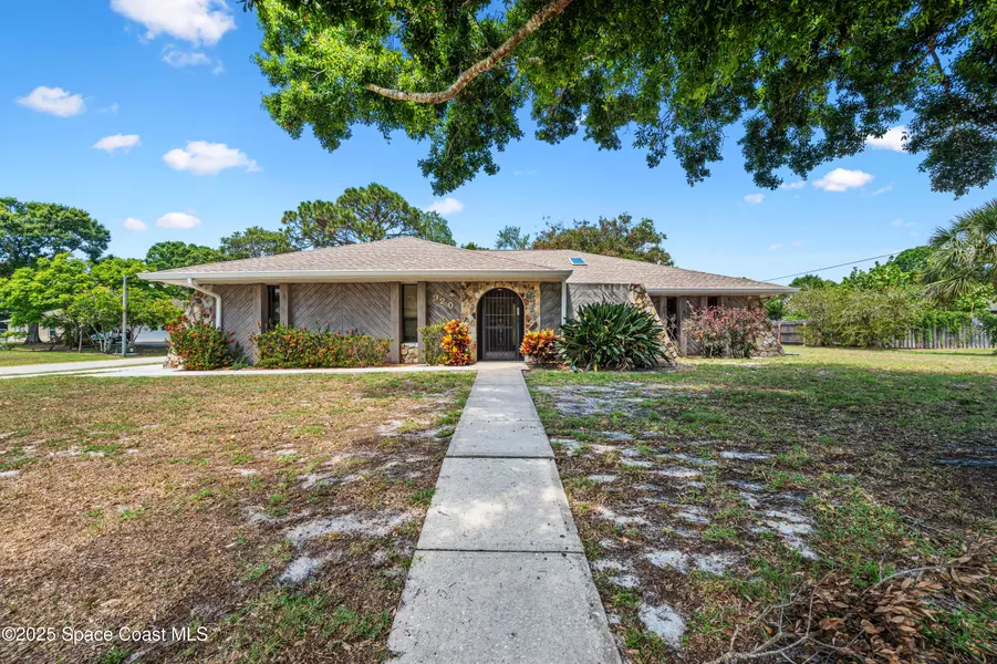 920 Peacock AVE NE, Palm Bay, FL 32907