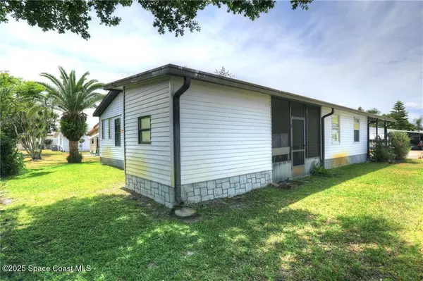 Barefoot Bay, FL 32976,909 Dogwood DR