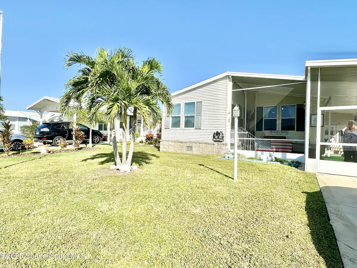 Barefoot Bay, FL 32976,504 Puffin DR