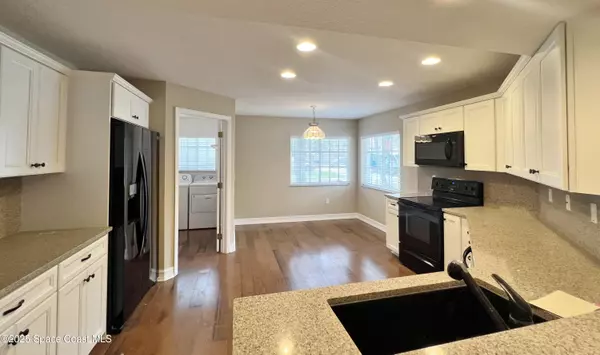 Merritt Island, FL 32953,420 Yellow Tail LN #101