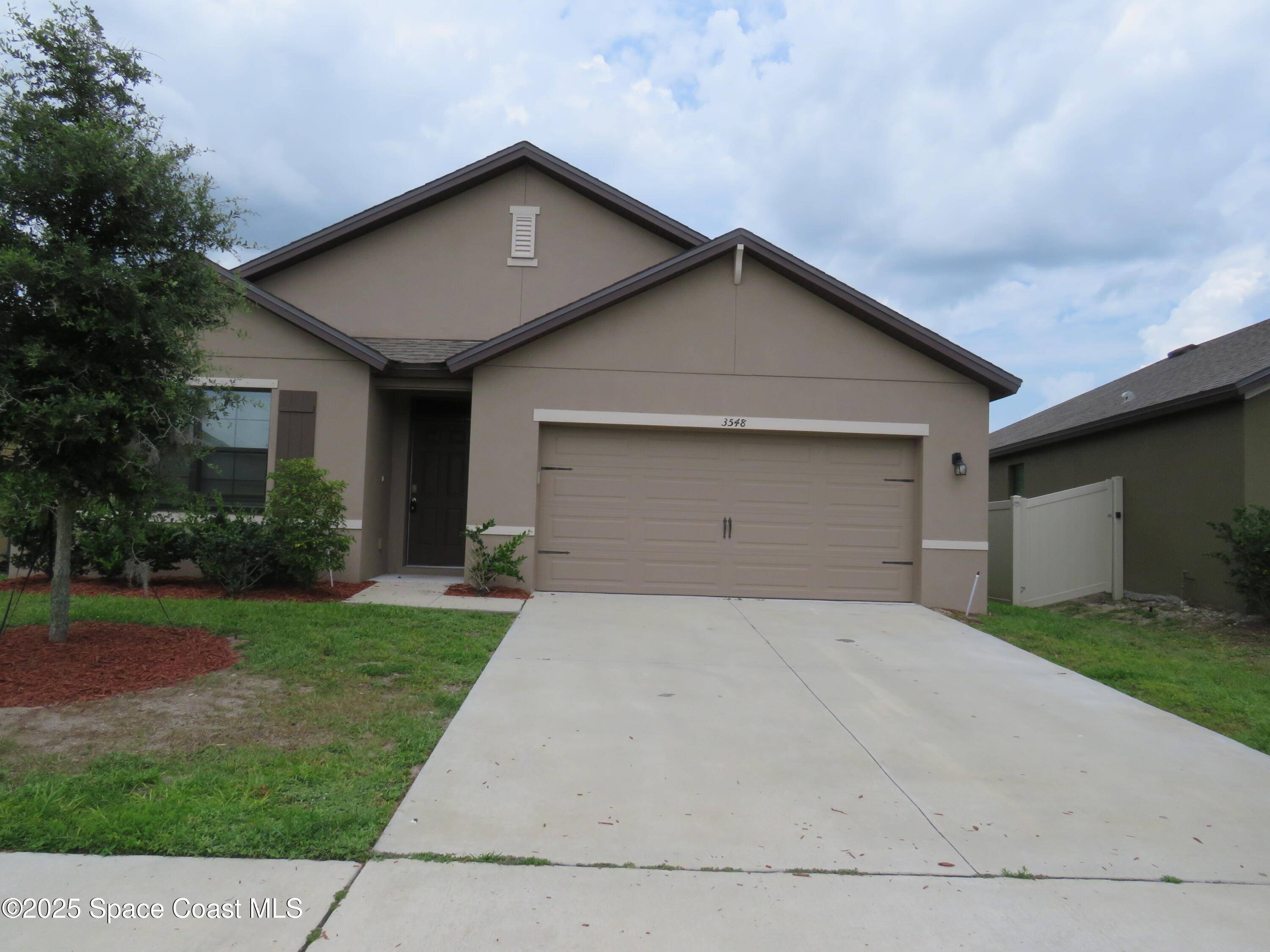 3548 Loggerhead LN, Mims, FL 32754