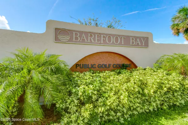 Barefoot Bay, FL 32976,810 Wren CIR