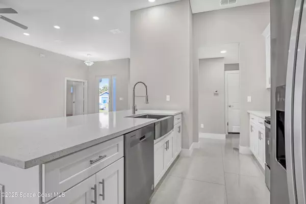 Palm Bay, FL 32909,926 Sareta ST SE
