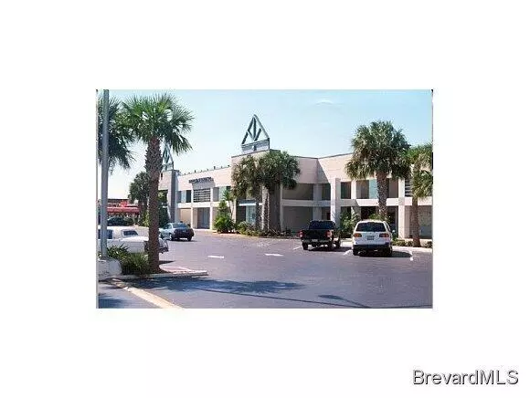 2220 Sarno RD #C, Melbourne, FL 32935