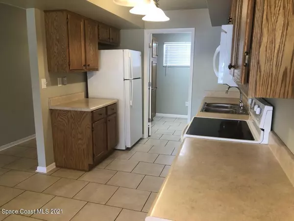 Merritt Island, FL 32953,2135 N Courtenay Pkwy #110