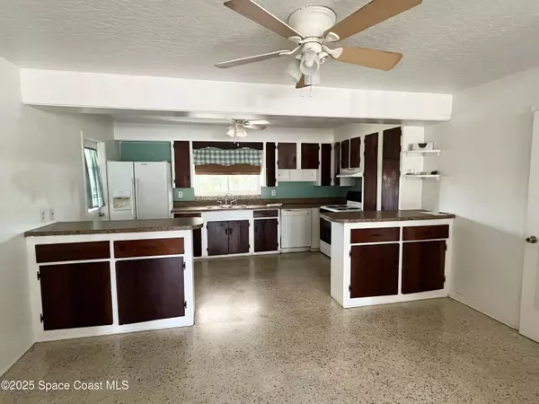 Rockledge, FL 32955,141 Valencia RD