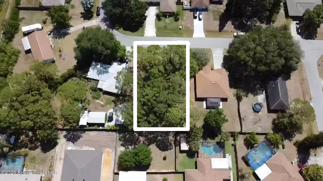 1386 Amberg AVE NW, Palm Bay, FL 32907