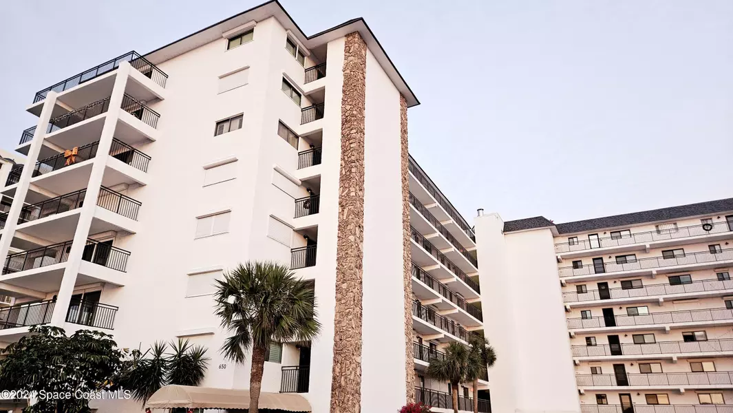 650 N Atlantic AVE #109, Cocoa Beach, FL 32931