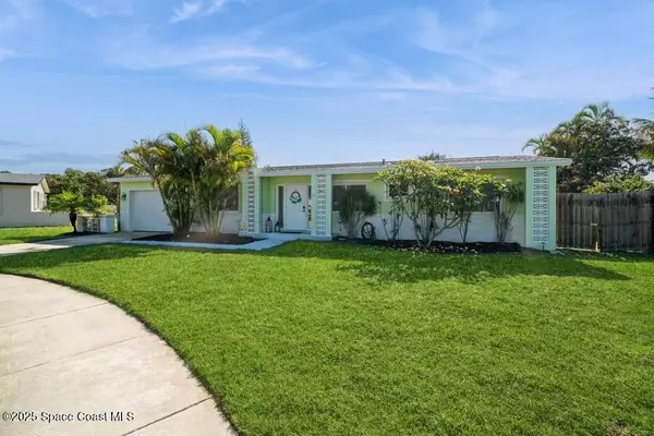 2160 Emerald CT, Merritt Island, FL 32953