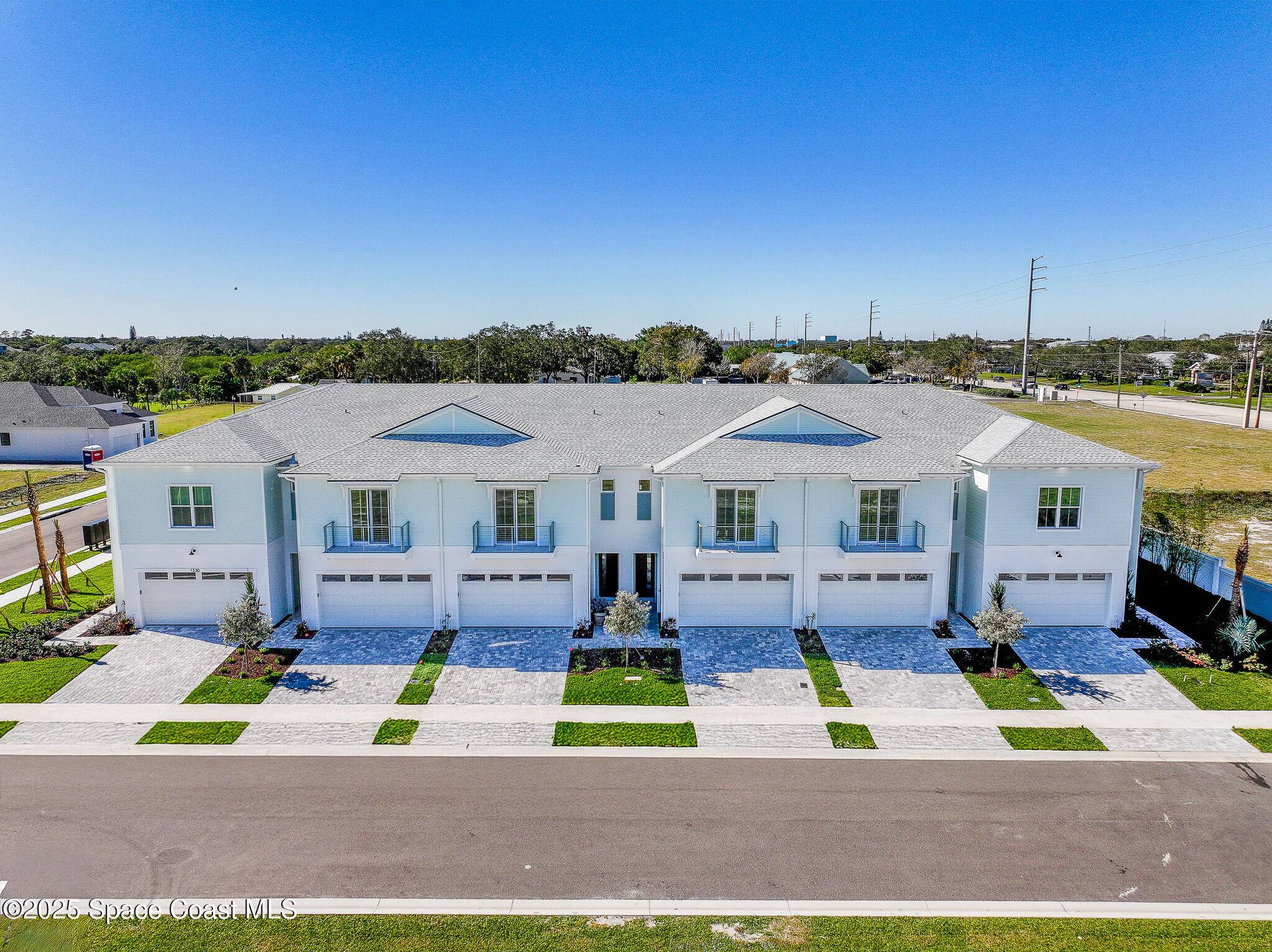 1360 Windchime LN, Melbourne, FL 32935