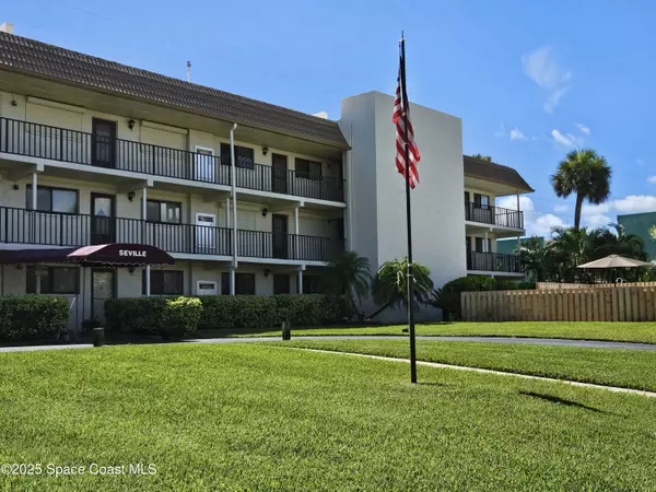 Cocoa Beach, FL 32931,1700 S Atlantic AVE #107