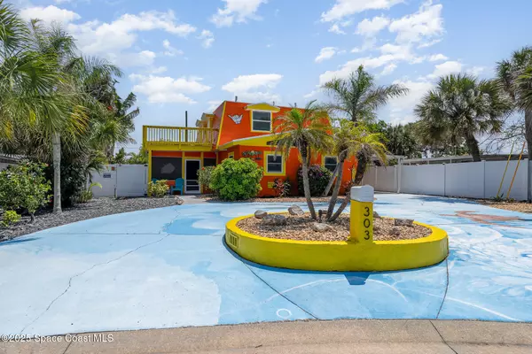 303 Winslow CIR, Cocoa Beach, FL 32931