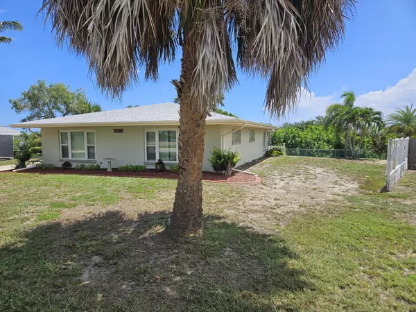 Grant, FL 32949,7181 Blue Shore RD