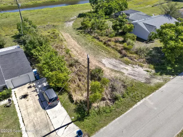Palm Bay, FL 32907,1563 Omega ST NE