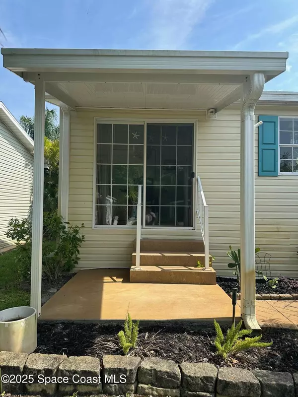 Cocoa, FL 32926,494 Outer DR